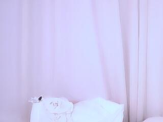 Miss Clara Jewel webcam model stream image