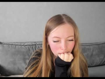 tixxxy webcam model stream image