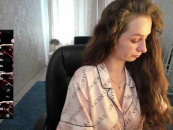 AdelinaGoddes webcam bongacams model stream image