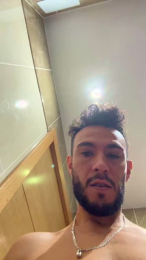 Jovensinmiedo webcam model stream image