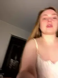 DeniMilkyyyyy webcam stripchat model stream image