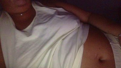 LaReginaNera webcam model stream image