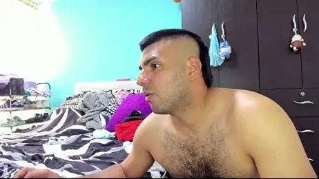 LazyandSniffer28 webcam model stream image