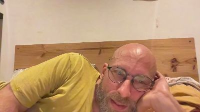 Magicogonzal webcam model stream image