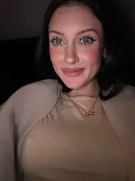 Melissa_crazy webcam model stream image