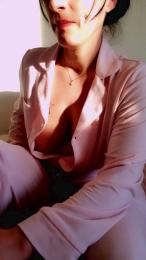 DouceQueen webcam model stream image