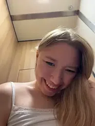 -NaughtyAngel- webcam model stream image