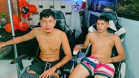 darwinandbrayann webcam model stream image