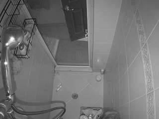 voyeurcam-baileybase-shower webcam model stream image