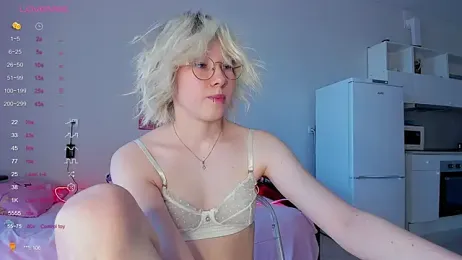 Allettaevee webcam model stream image