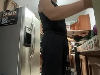 Кадр эфира Clementemalo на Stripchat