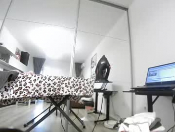 sweet_ella webcam model stream image