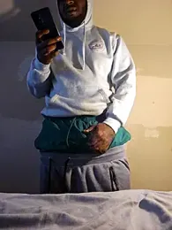 iLOVETRAY96 webcam model stream image