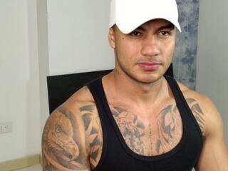 Layton Fox webcam flirt4free model stream image