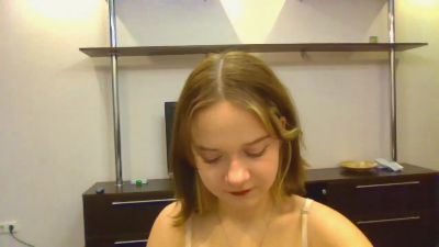 RemonaBoulton webcam model stream image