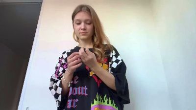 EasterWimble webcam model stream image