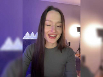 whiteTEA webcam bongacams model stream image