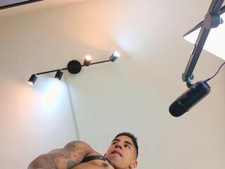 Adan Reilly webcam model stream image