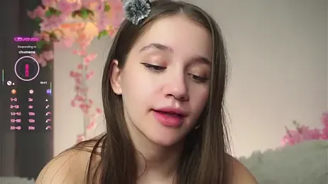 AmiLewis webcam stripchat model stream image