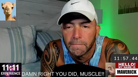 _SocialMaverick_ webcam model stream image