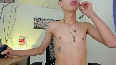 Room_69x webcam model stream image