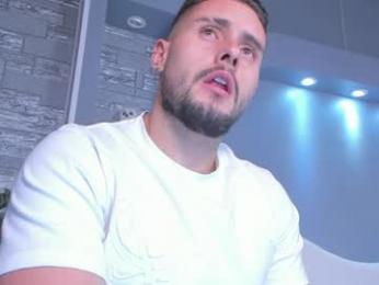 dominic_de_luca webcam model stream image