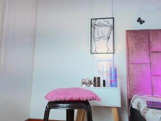 Valery Lorenss webcam model stream image