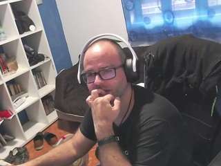 ravingr4d4 webcam model stream image