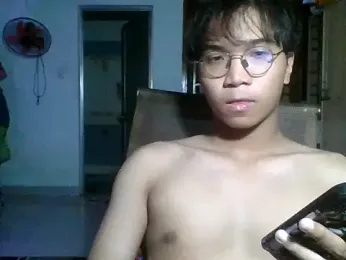 kave2033 webcam model stream image