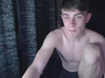 cute_oliver webcam model stream image