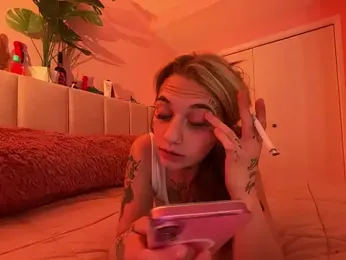 chloetease webcam model stream image