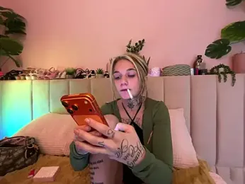 chloetease webcam stripchat model stream image