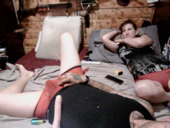 Tattedtrouble webcam bongacams model stream image