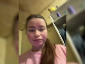 ViollaSweetA webcam model stream image