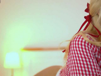 AdelineKing webcam model stream image