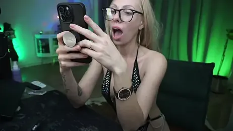 LaraPunkt webcam model stream image