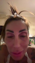 Nina_hotperform webcam model stream image