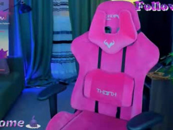 graycewild webcam model stream image