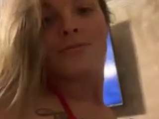 glowbunny409 webcam model stream image