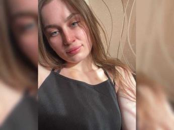 Fyflia webcam model stream image