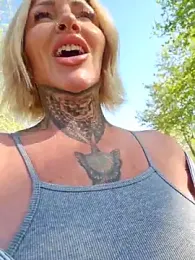 TravelMommyBlair webcam stripchat model stream image