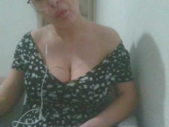 CrazyDance8 webcam model stream image