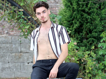 DeanMorrow webcam model stream image