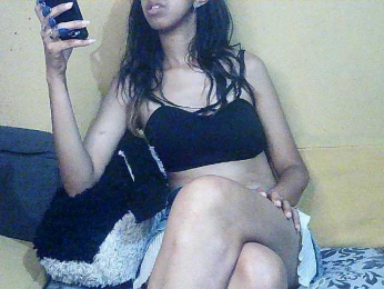 Michou_Caren webcam model stream image