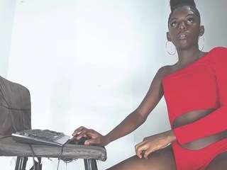 muyfer-latin-ts webcam model stream image