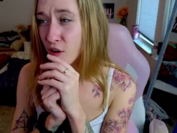 pr3ttyp1nkpussy webcam model stream image