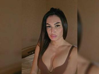 XStrawberryX webcam model stream image