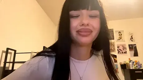 CrystleBrogan webcam model stream image