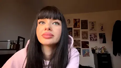 CrystleBrogan webcam model stream image