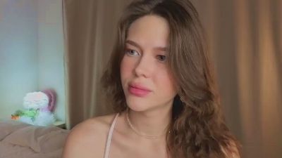 NoreenChing webcam model stream image